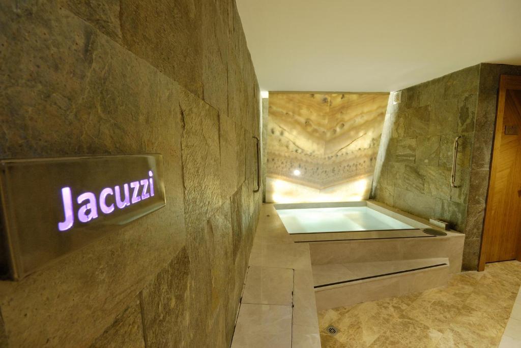 هتل تولیپ سیتی استانبول تکسیم ، رزرو هتل استانبول