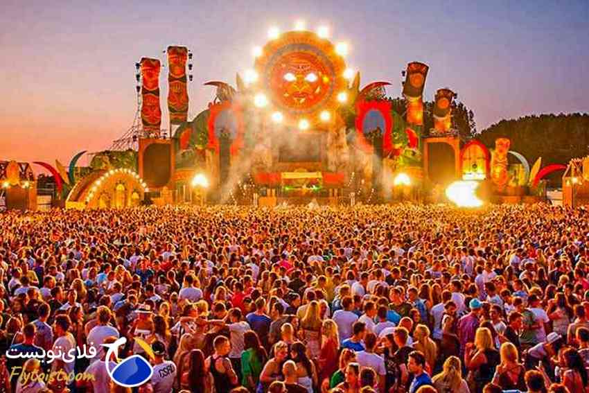 استانبول در پاییز، رزرو هتل در استانبول